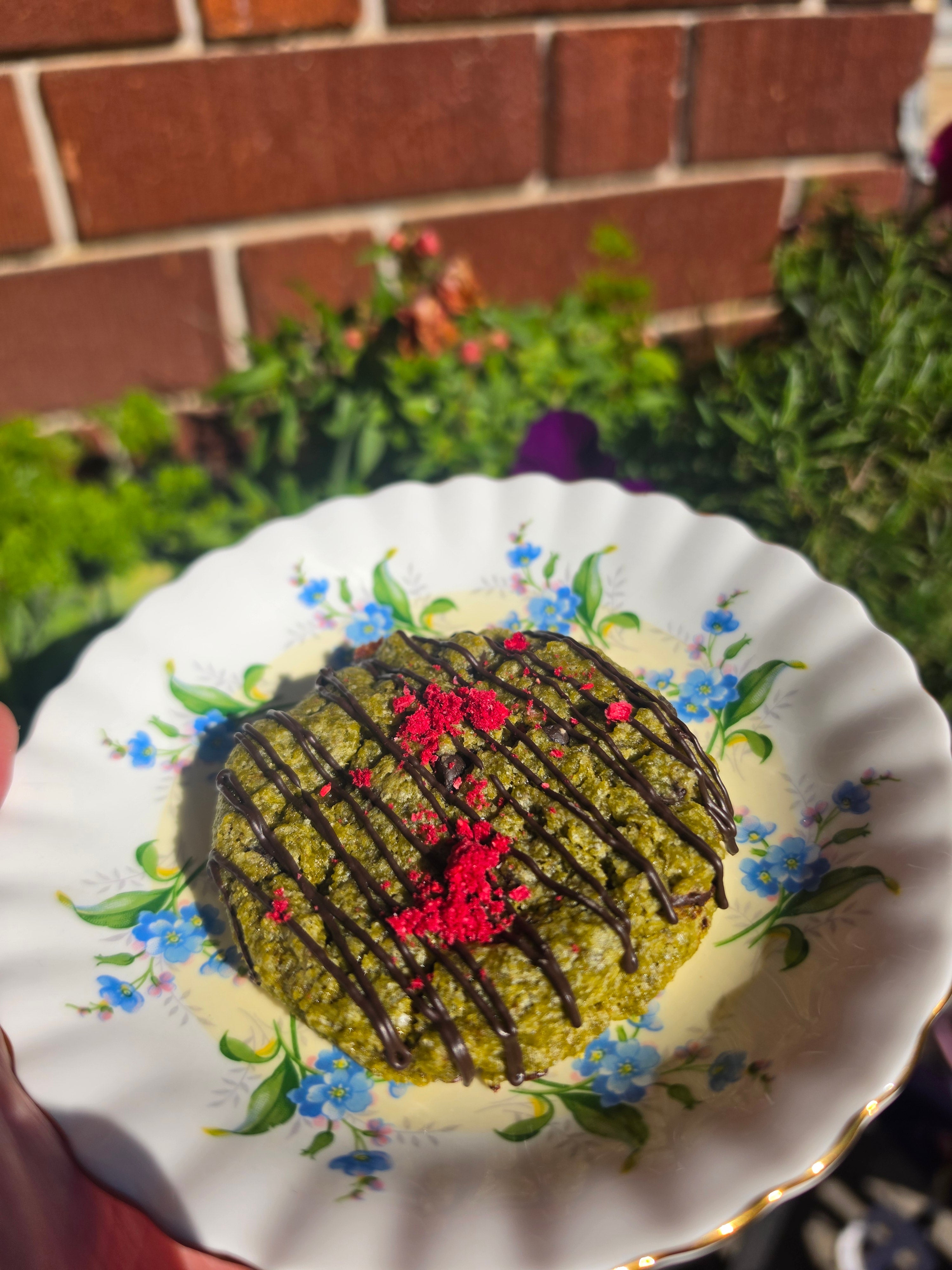 Matcha cookie with dark chocolate chips (GF + Vegan)
