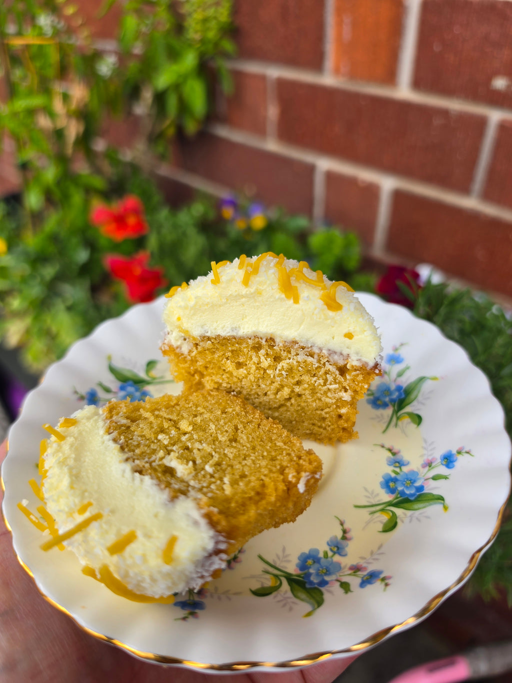 Caramel banana coconut cupcake (GF + Vegan)