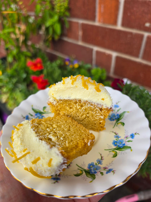 Caramel banana coconut cupcake (GF + Vegan)