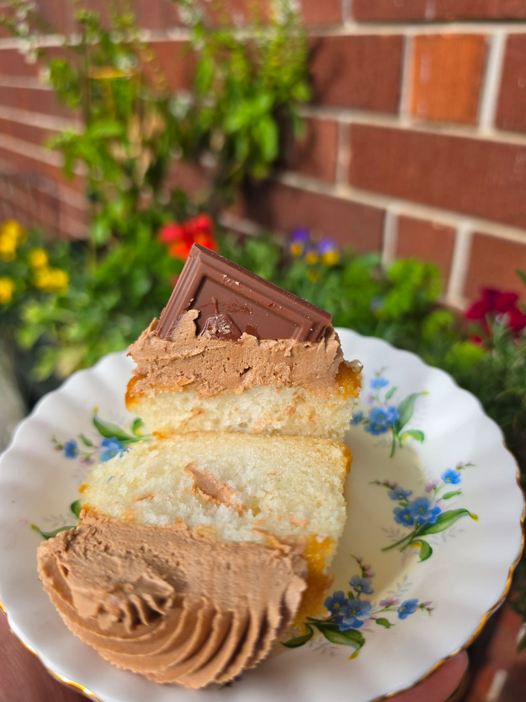 Vanilla chocolate cupcake (GF + Vegan)