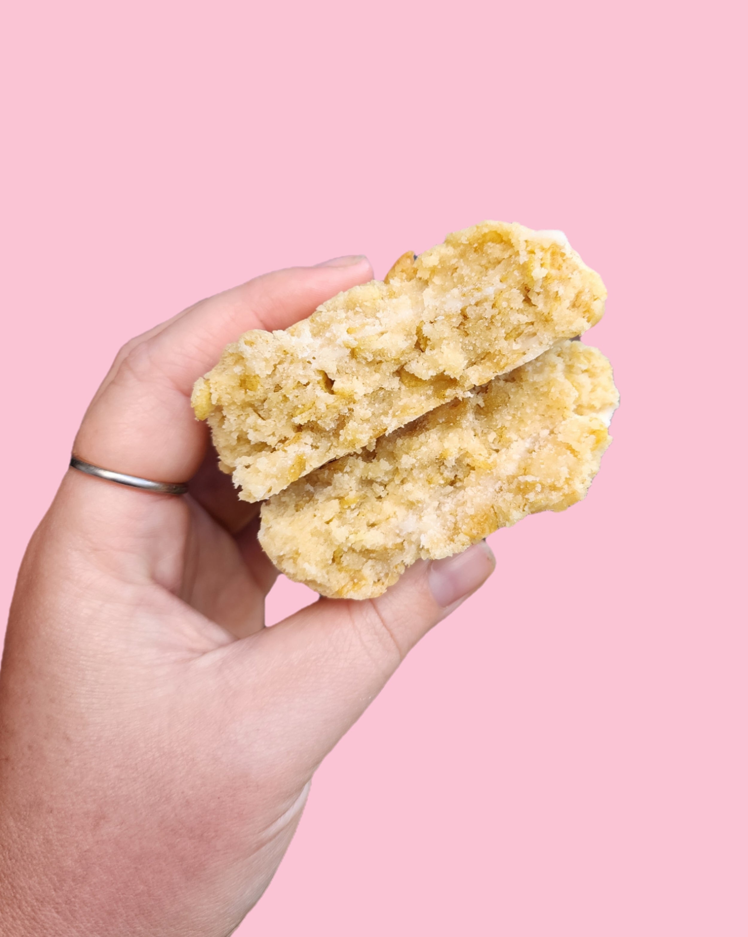 White choc chip and quinoa oats cookie (GF + Vegan)