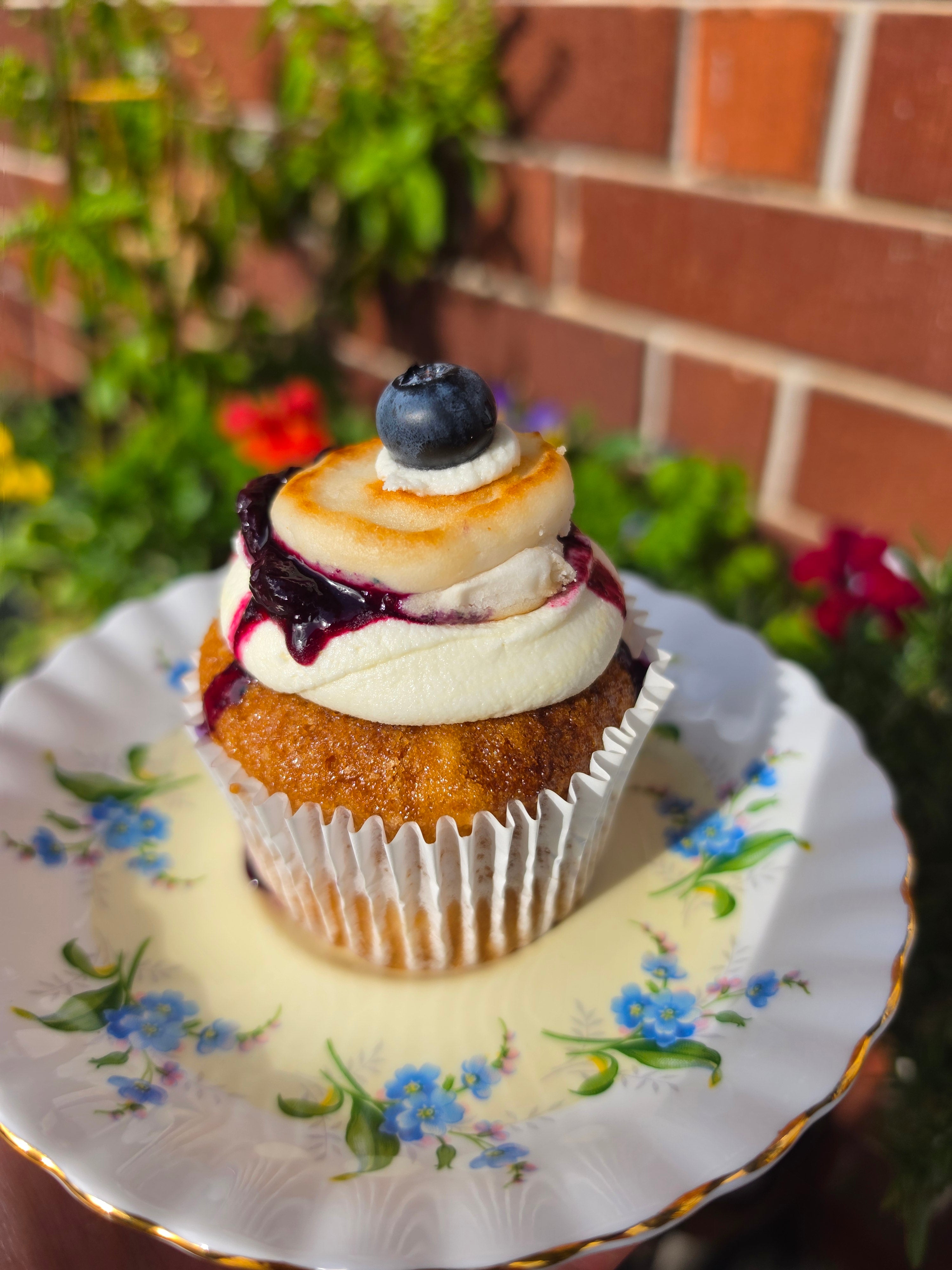 Blueberry pancake cupcake (GF + Vegan)
