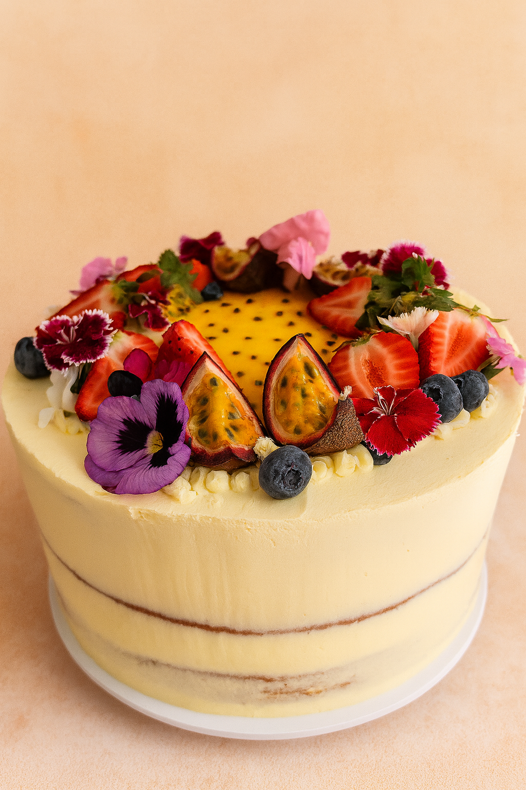 Pavlova style cake (GF + Vegan)